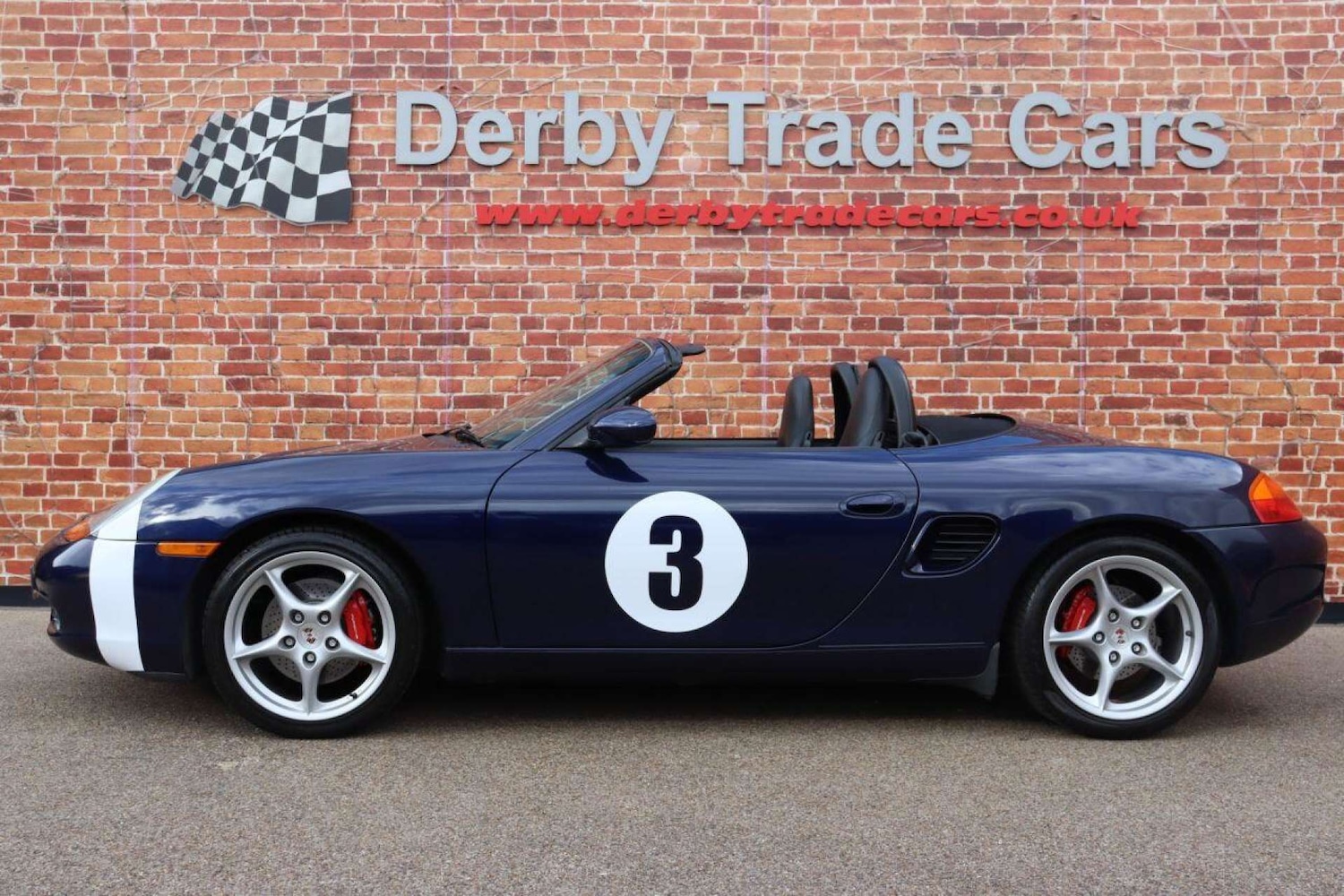 Used Porsche Boxster 2002 for sale - 77519306: Photo 2