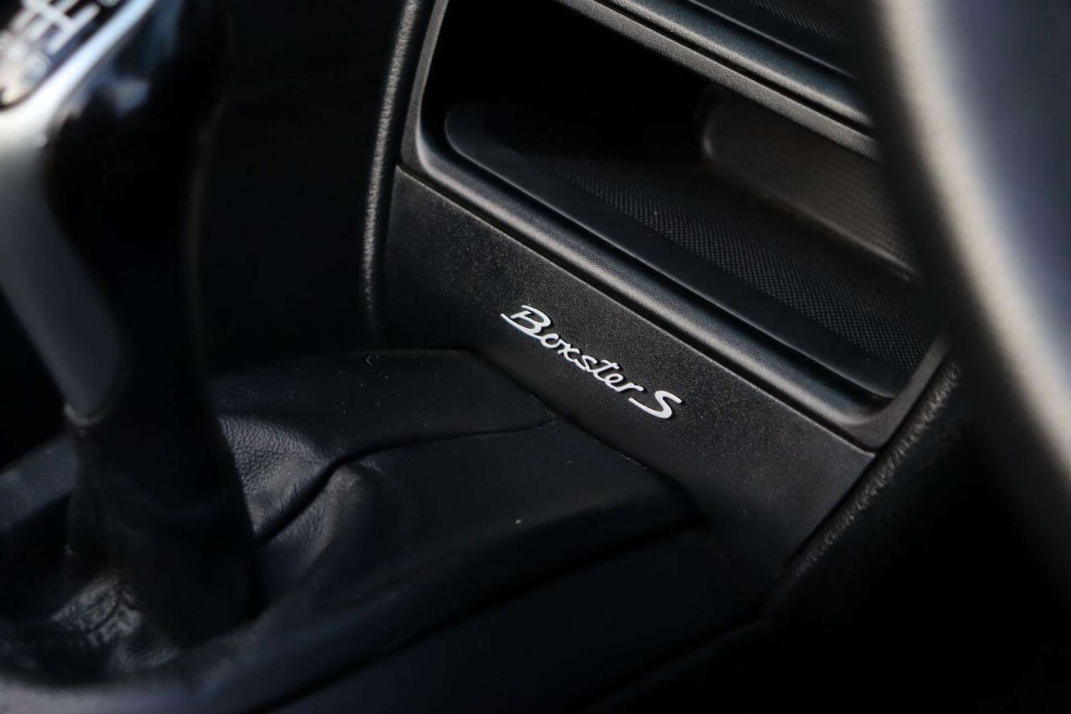 Used Porsche Boxster 2002 for sale - 77519306: Photo 26