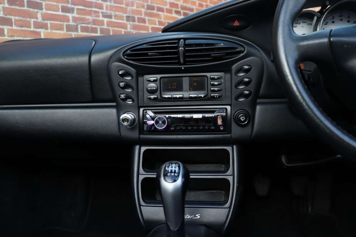 Used Porsche Boxster 2002 for sale - 77519306: Photo 29