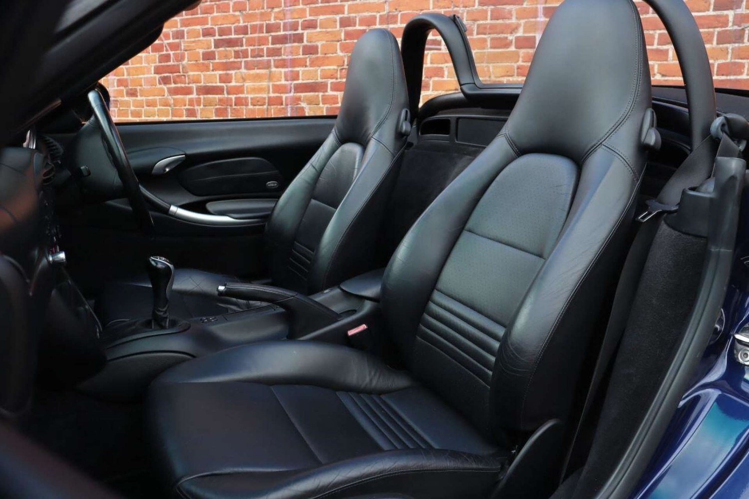 Used Porsche Boxster 2002 for sale - 77519306: Photo 4