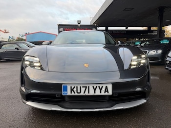 Used Porsche Taycan 2021 for sale - 76510105: Photo