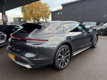 Used Porsche Taycan 2021 for sale - 76510105: Photo