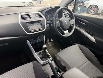 Used Suzuki SX4 S-Cross 2016 for sale - 79341299: Photo