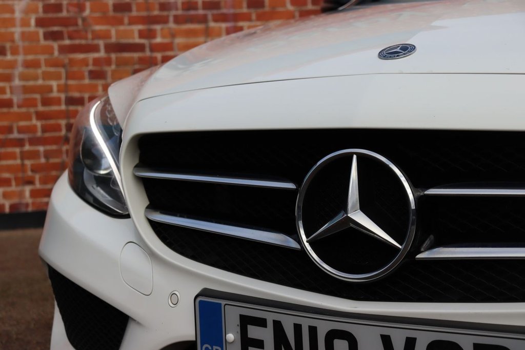 Used Mercedes-Benz C Class 2018 for sale - 76496269: Photo 4