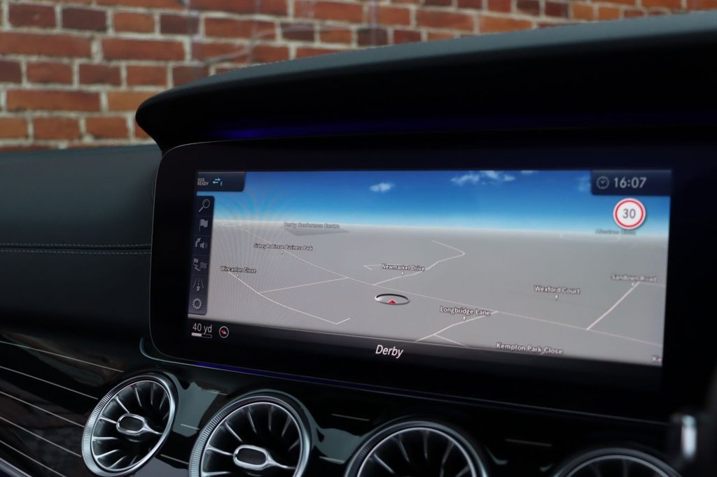 Used Mercedes-Benz E Class 2017 for sale - 77451575: Photo 10