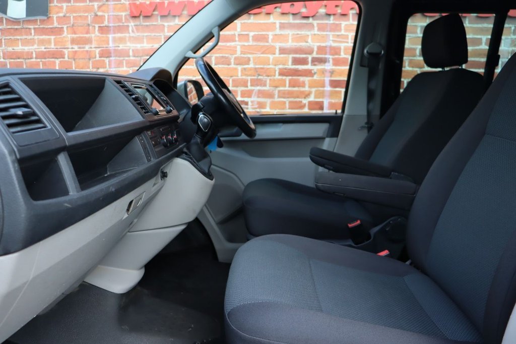 Used Volkswagen Transporter 2017 for sale - 76356665: Photo 11