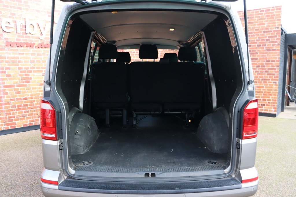 Used Volkswagen Transporter 2017 for sale - 76356665: Photo 16