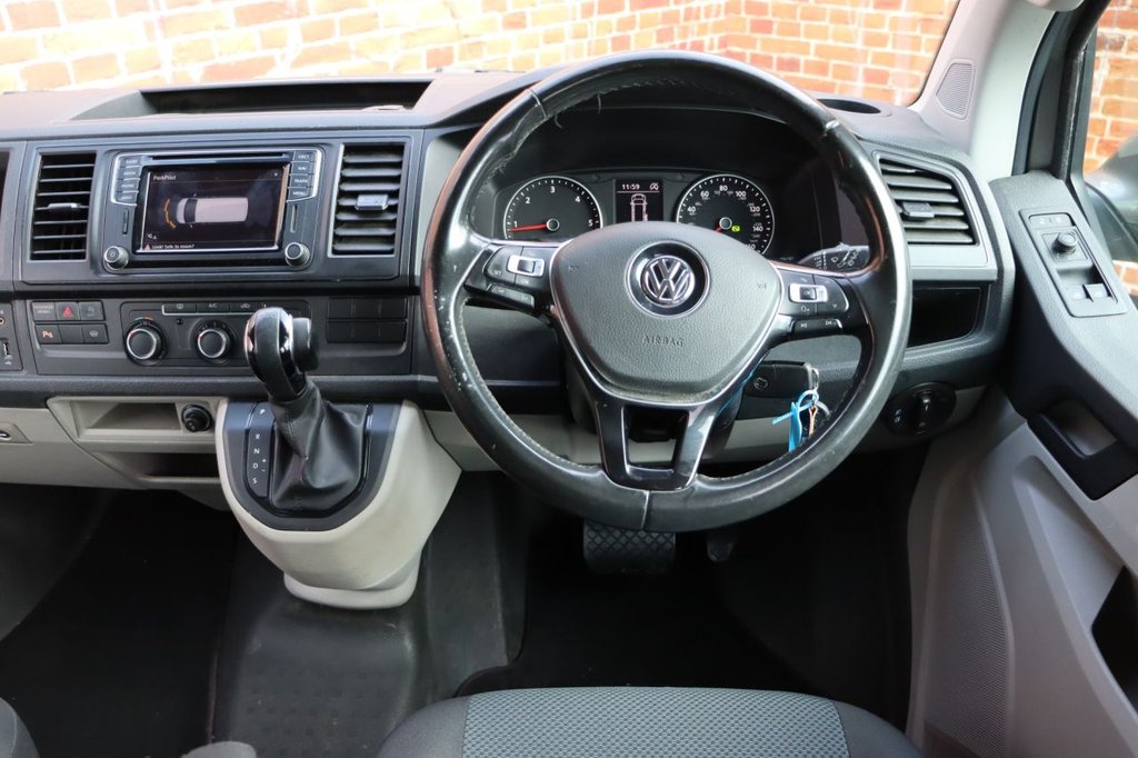 Used Volkswagen Transporter 2017 for sale - 76356665: Photo 2