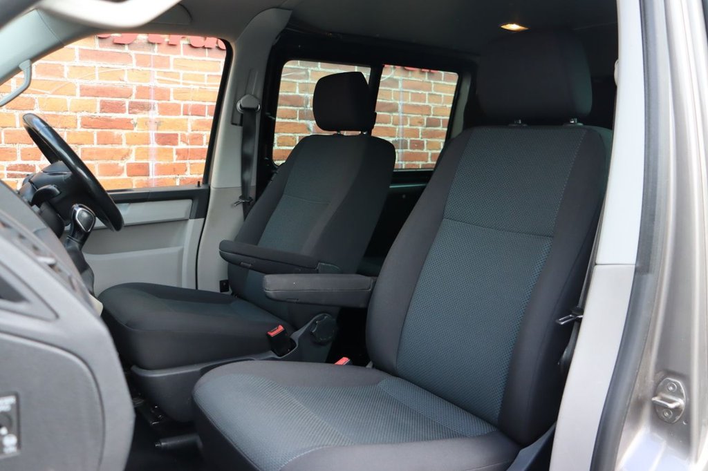 Used Volkswagen Transporter 2017 for sale - 76356665: Photo 4