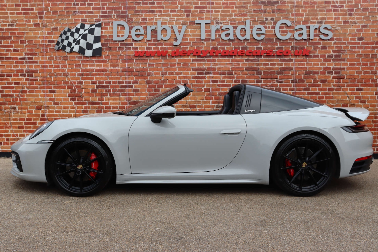 Used Porsche 911 2021 for sale - 77877335: Photo 2