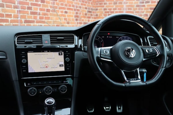 Used Volkswagen Golf 2017 for sale - 76267340: Photo 22