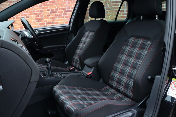 Used Volkswagen Golf 2017 for sale - 76267340: Photo 4