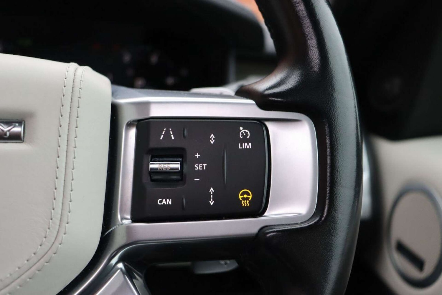 Used Land Rover Discovery 2022 for sale - 77519277: Photo 37