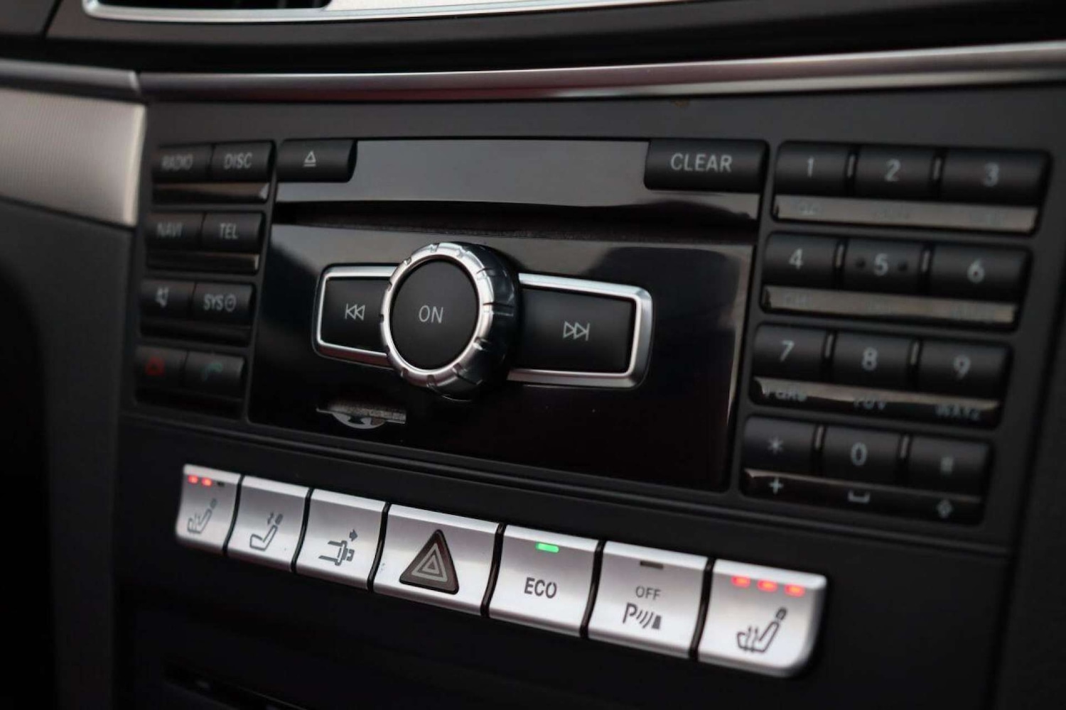 Used Mercedes-Benz E Class 2014 for sale - 77519279: Photo 32