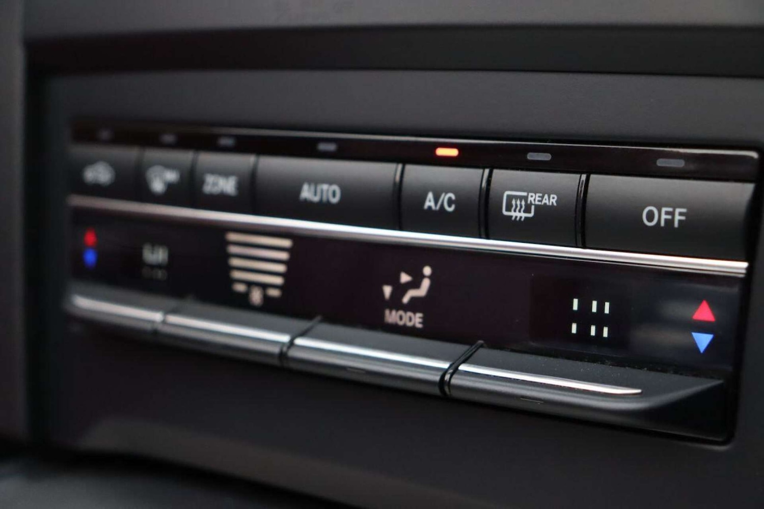 Used Mercedes-Benz E Class 2014 for sale - 77519279: Photo 33