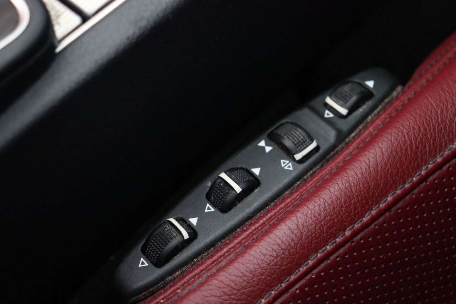 Used Mercedes-Benz E Class 2014 for sale - 77519279: Photo 34