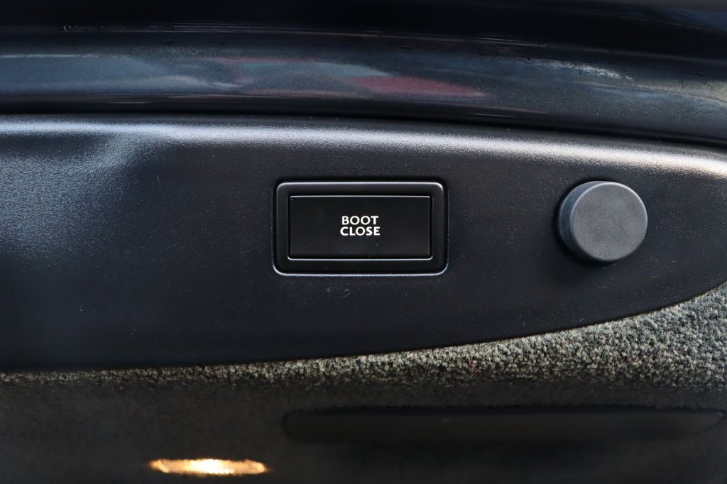 Used Bentley Flying Spur 2017 for sale - 76798064: Photo 27