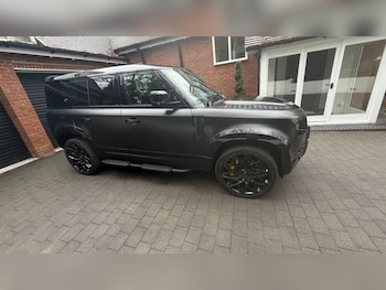 2022 (22) - 5.0 P525 V8 110 5dr Auto