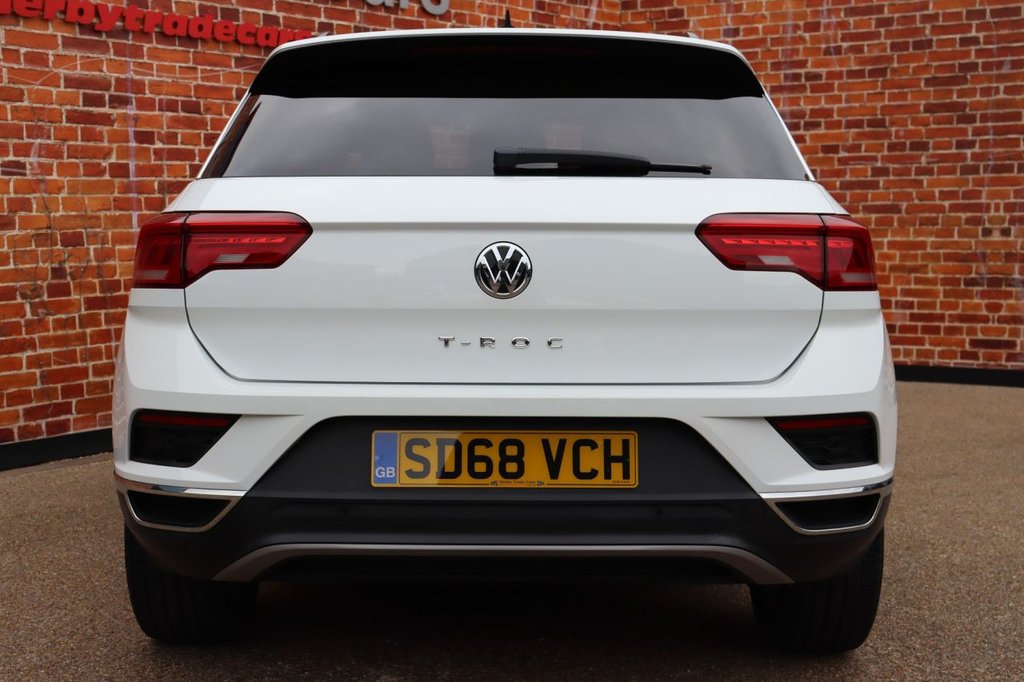 Used Volkswagen T-Roc 2018 for sale - 76223992: Photo 14