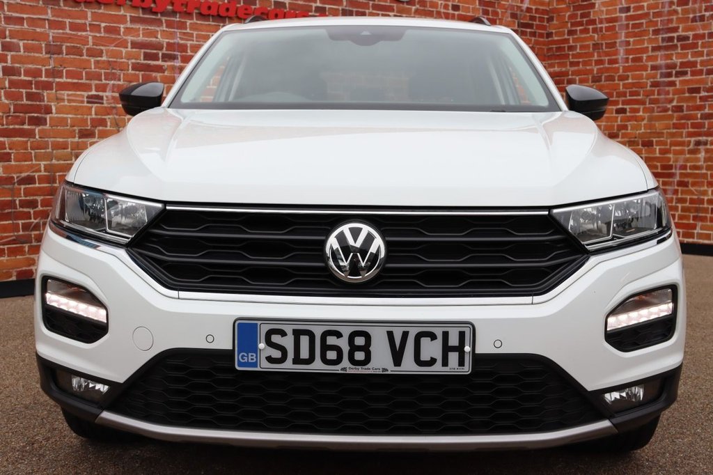 Used Volkswagen T-Roc 2018 for sale - 76223992: Photo 16