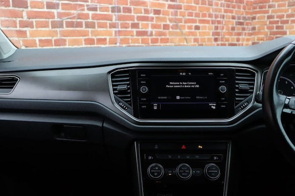 Used Volkswagen T-Roc 2018 for sale - 76223992: Photo 17