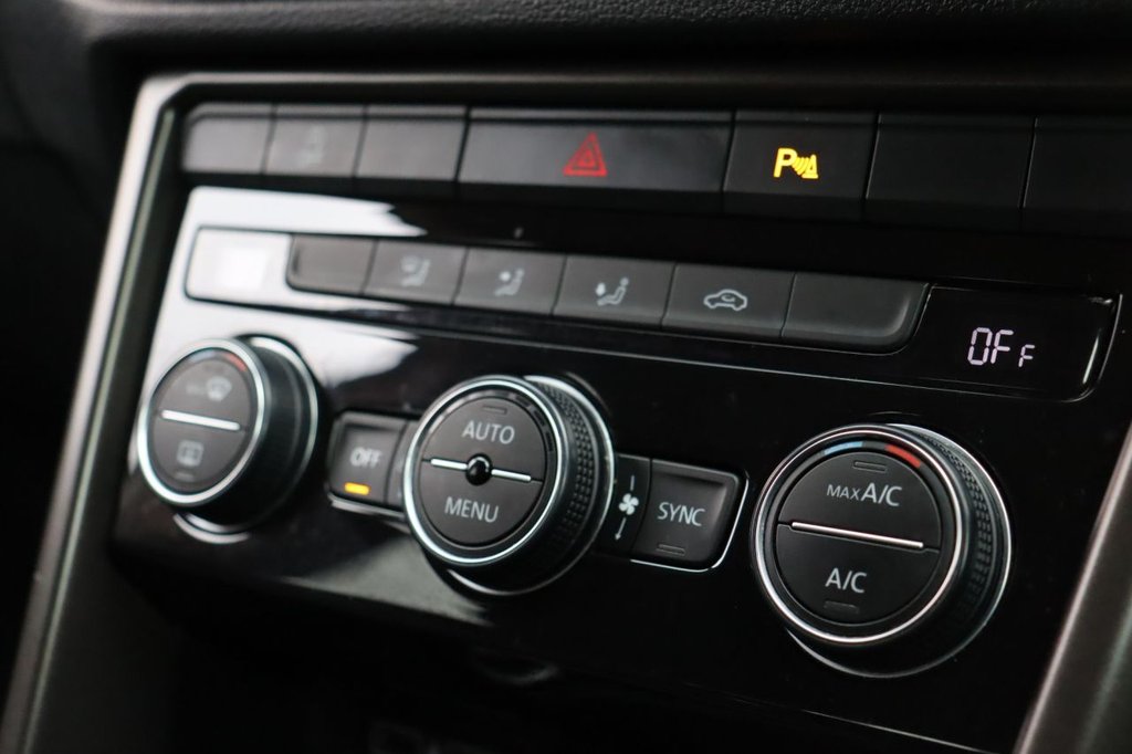 Used Volkswagen T-Roc 2018 for sale - 76223992: Photo 19