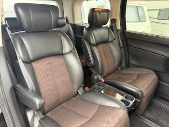 Used Nissan Elgrand 2023 for sale - 77342097: Photo