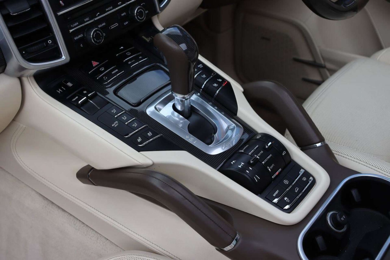 Used Porsche Cayenne 2011 for sale - 77519261: Photo 13