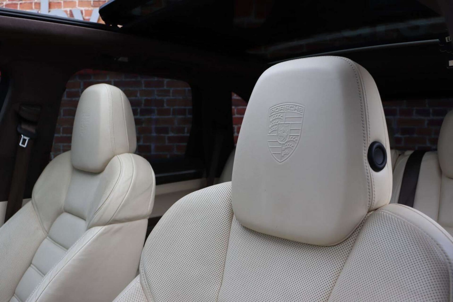 Used Porsche Cayenne 2011 for sale - 77519261: Photo 22