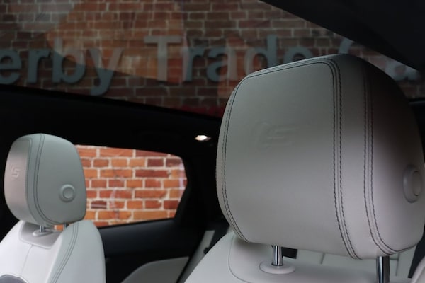 Used Jaguar F-Pace 2018 for sale - 76223984: Photo 15