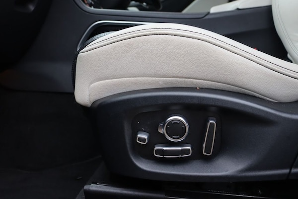 Used Jaguar F-Pace 2018 for sale - 76223984: Photo 19