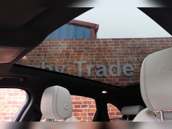Used Jaguar F-Pace 2018 for sale - 76223984: Photo 3