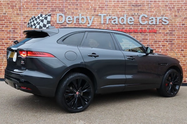 Used Jaguar F-Pace 2018 for sale - 76223984: Photo 4