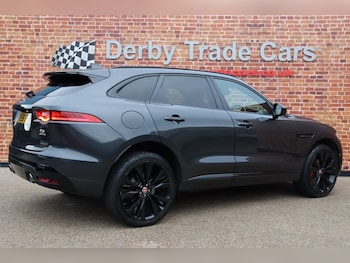 Used Jaguar F-Pace 2018 for sale - 76223984: Photo 4