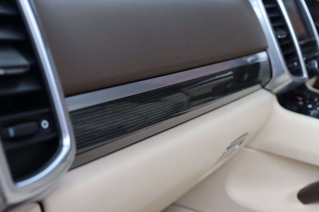 Used Porsche Cayenne 2011 for sale - 76163130: Photo 25