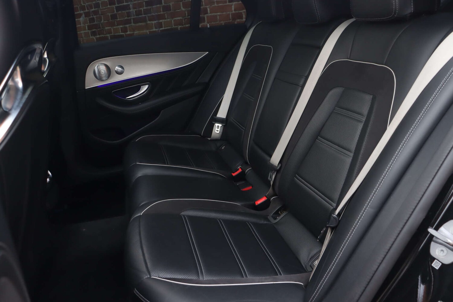 Used Mercedes-Benz E Class 2018 for sale - 77933998: Photo 12