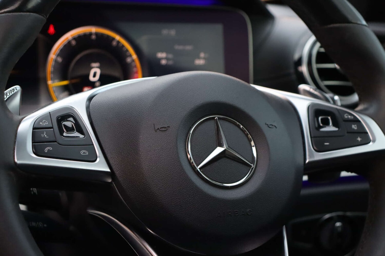 Used Mercedes-Benz E Class 2018 for sale - 77933998: Photo 27