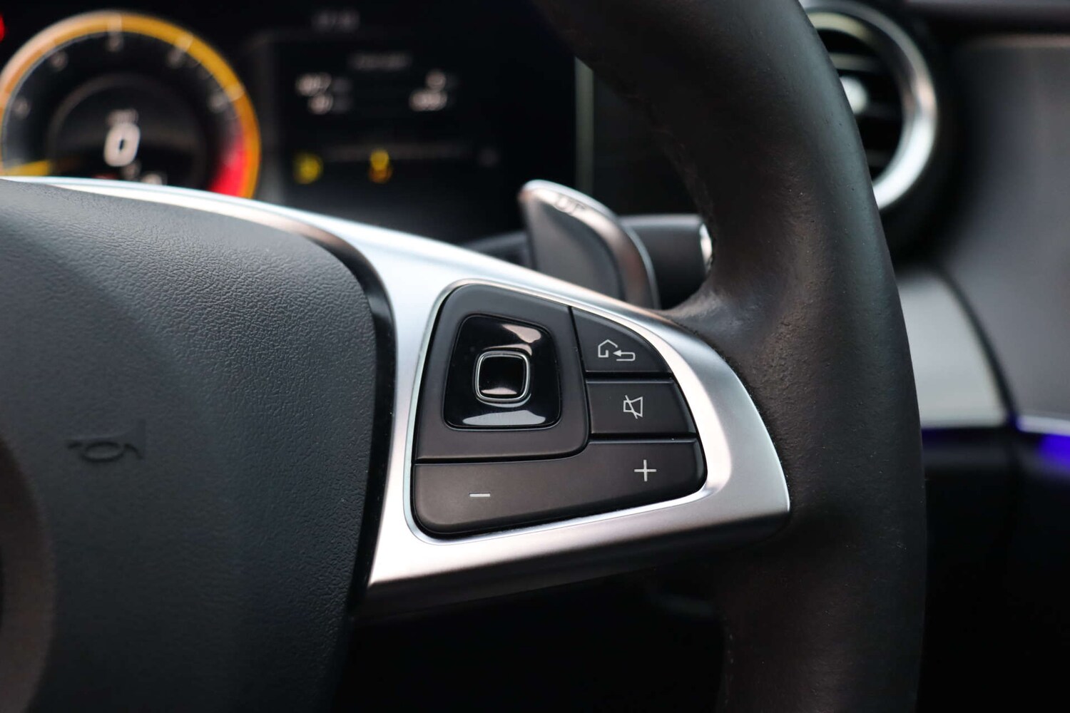 Used Mercedes-Benz E Class 2018 for sale - 77933998: Photo 30