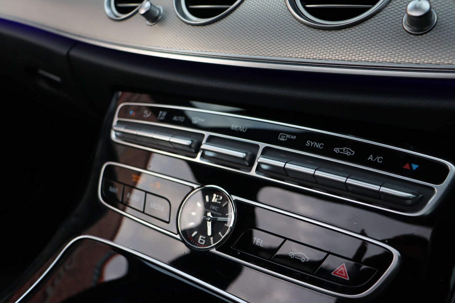 Used Mercedes-Benz E Class 2018 for sale - 77933998: Photo 36