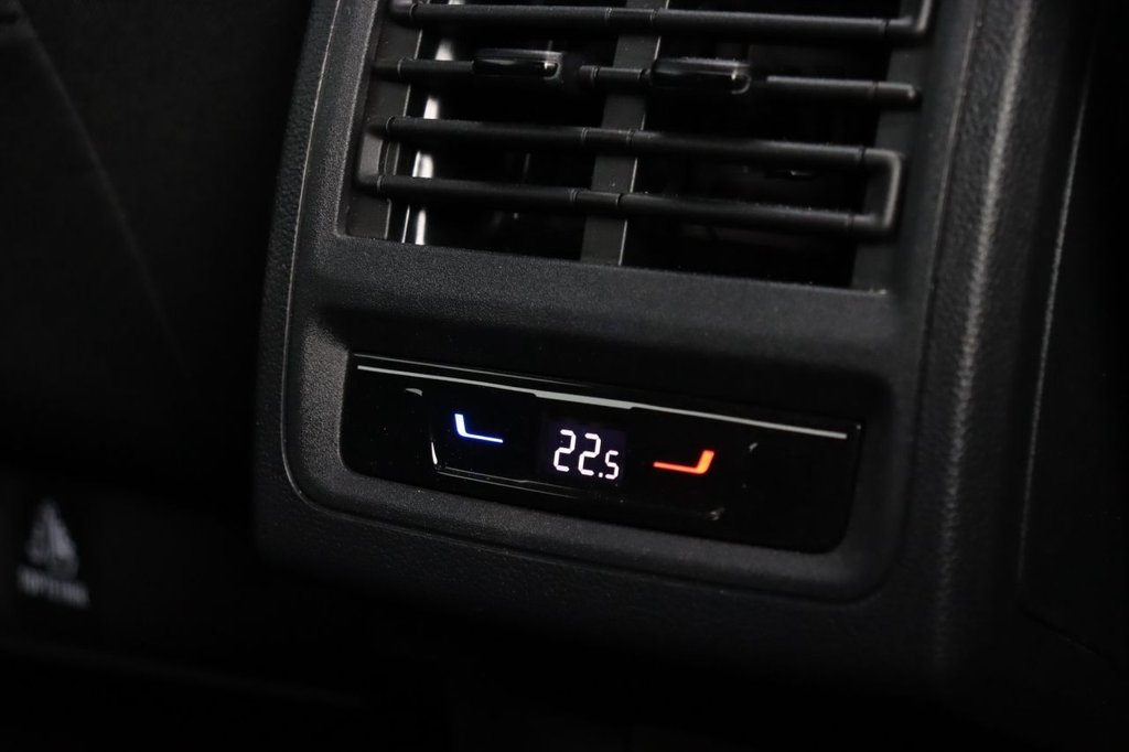 Used Volkswagen Golf 2025 for sale - 76482173: Photo 32