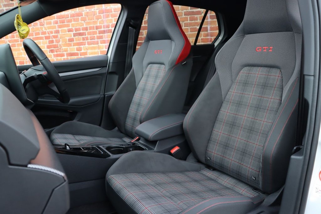 Used Volkswagen Golf 2025 for sale - 76482173: Photo 4