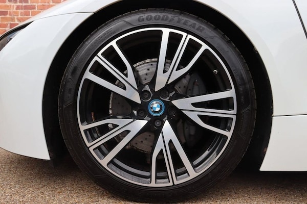 Used BMW i8 2016 for sale - 75397379: Photo 23