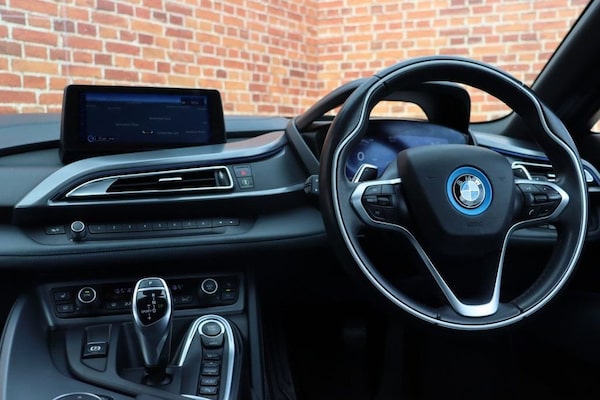 Used BMW i8 2016 for sale - 75397379: Photo 28