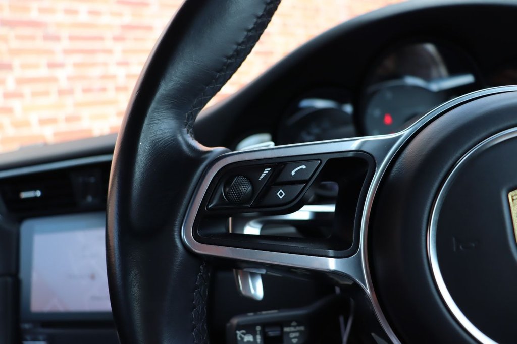 Used Porsche 911 2015 for sale - 77014170: Photo 32