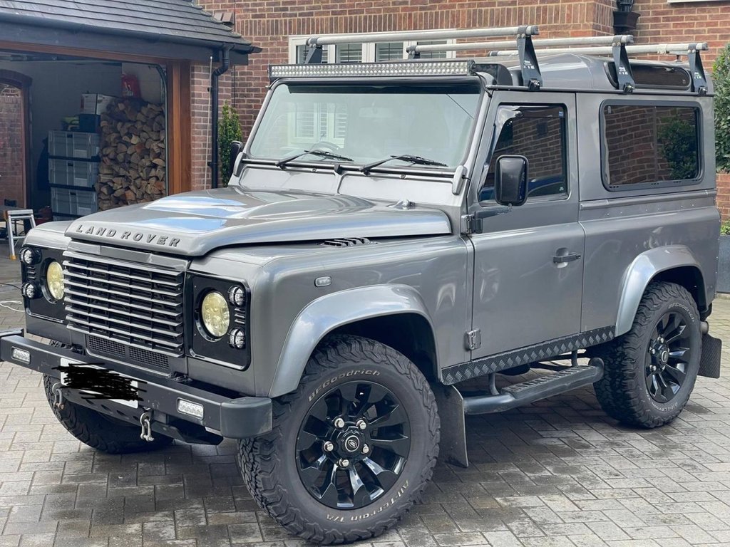 Used Land Rover Defender 2009 for sale - 76792239: Photo 1
