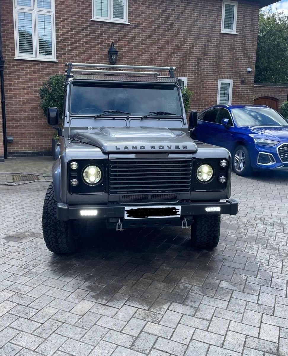 Used Land Rover Defender 2009 for sale - 76792239: Photo 3