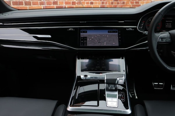 Used Audi Q8 2025 for sale - 76267292: Photo 25