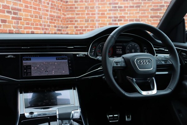 Used Audi Q8 2025 for sale - 76267292: Photo 31
