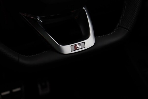 Used Audi Q8 2025 for sale - 76267292: Photo 32