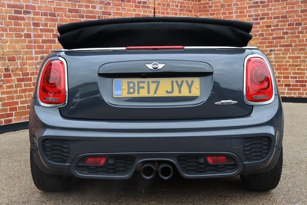 Used MINI Convertible 2017 for sale - 76304349: Photo 14